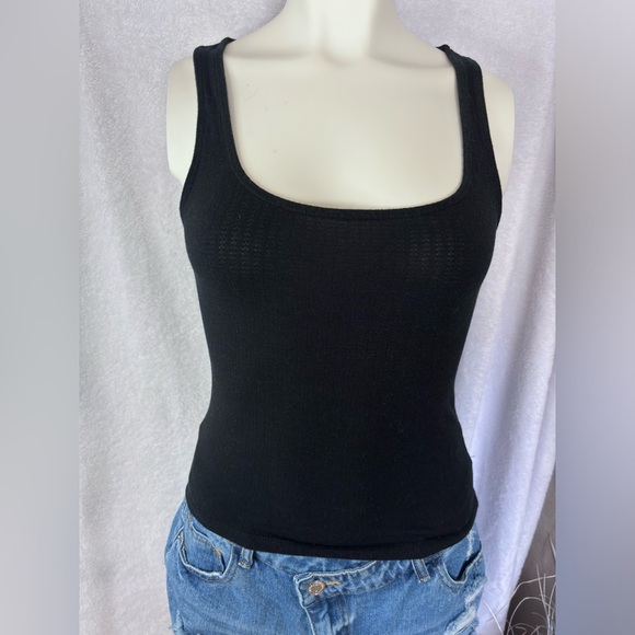 Black Tank Top Sleeveless Basic Ribbed Casual Everyday Top Size S - Picture 1 of 2